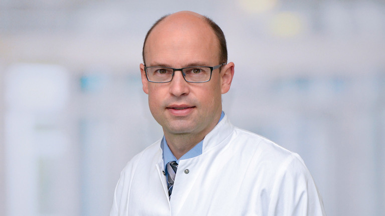 Prof. Dr. med. Ernst von Dobschütz, Chefarzt, Zentrum für Endokrine Chirurgie, Ärztlicher Direktor, Evangelisches Amalie Sieveking Krankenhaus Prof. Dr. med. Ernst von Dobschütz, Chefarzt, Zentrum für Endokrine Chirurgie, Ärztlicher Direktor, Evangelisches Amalie Sieveking Krankenhaus